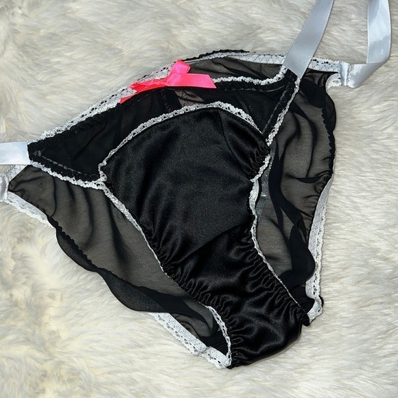 Victoria’s Secret Side Tie Panty - Picture 2 of 5